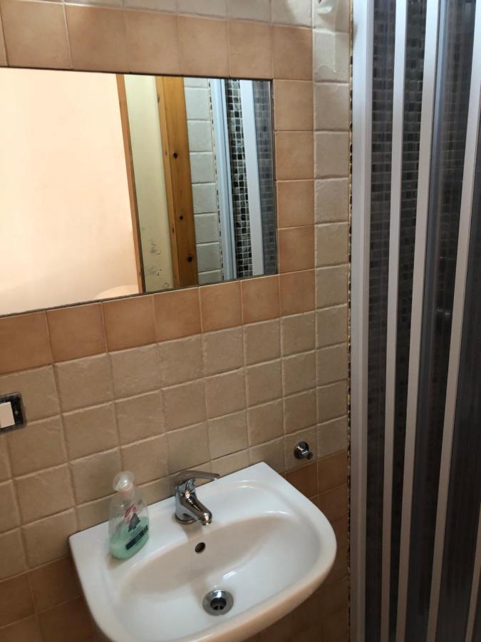 Nido Di Puglia Apartment Mola di Bari Bagian luar foto